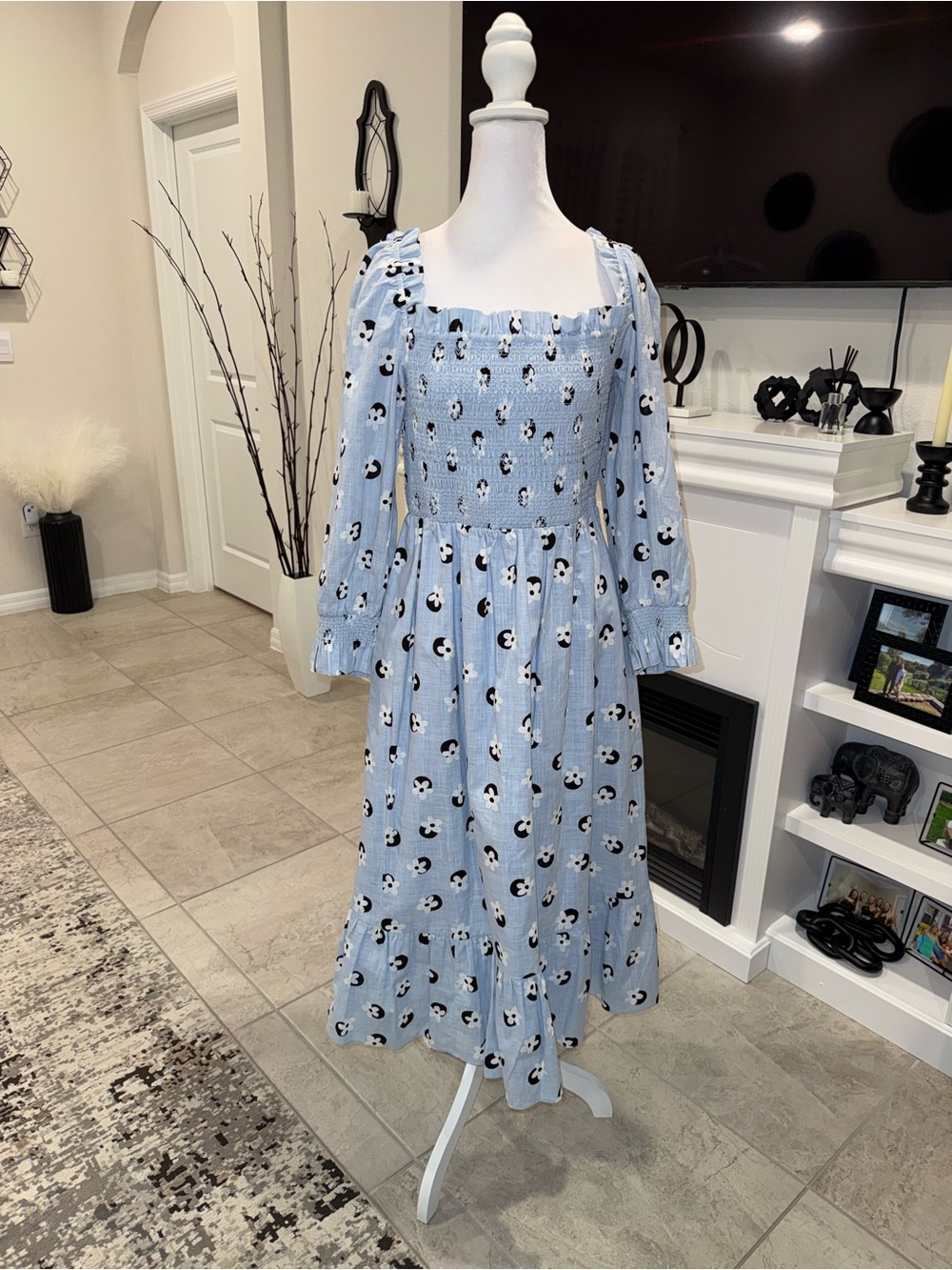kate spade Light Blue Floral Smocked Midi Dress with Long Sleeves Size L